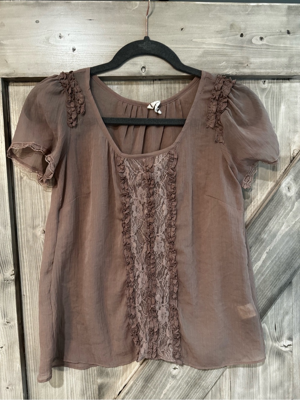 Women's mauve Ruffle Lace Front Blouse